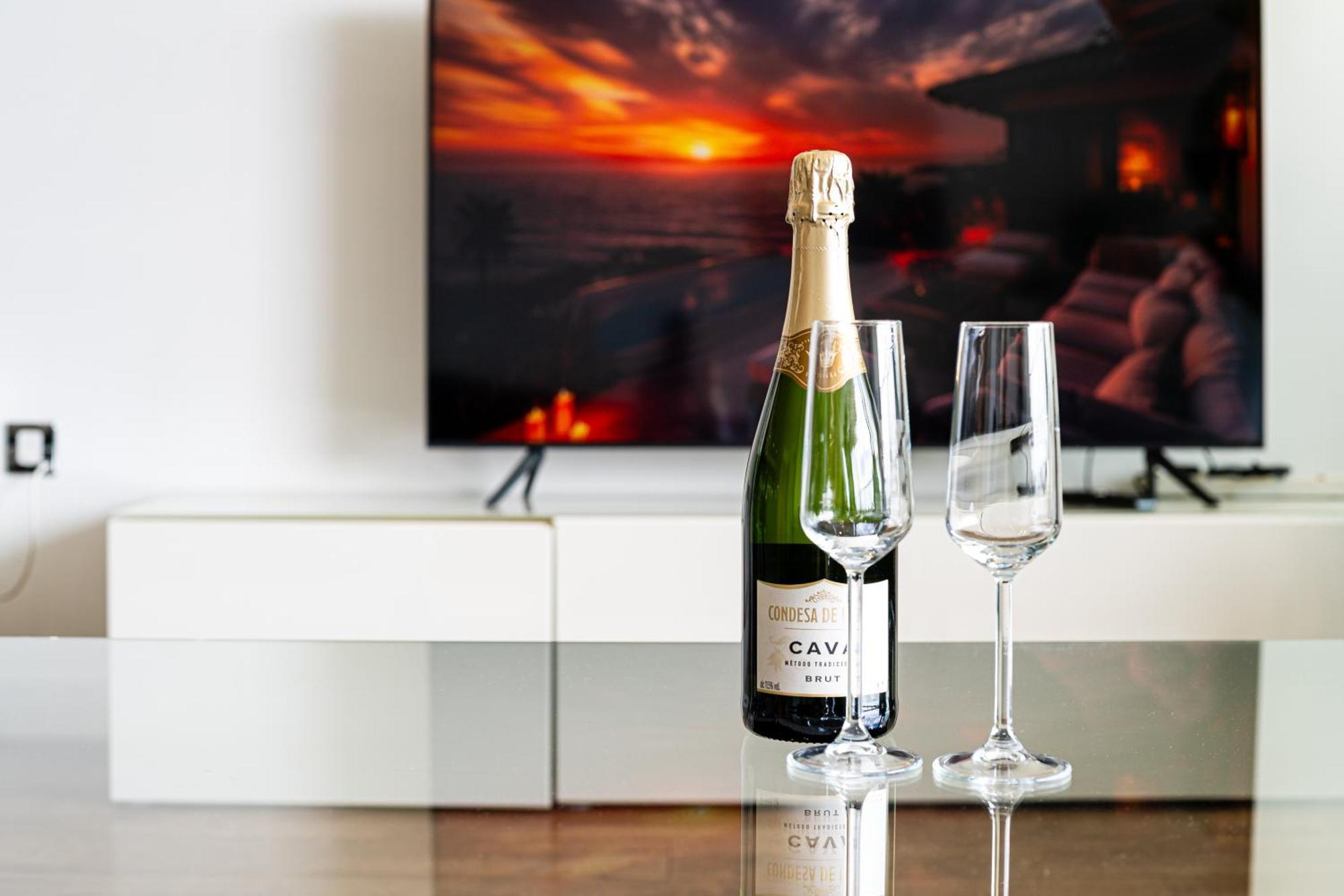 Excel London Majestic Apartment Luaran gambar